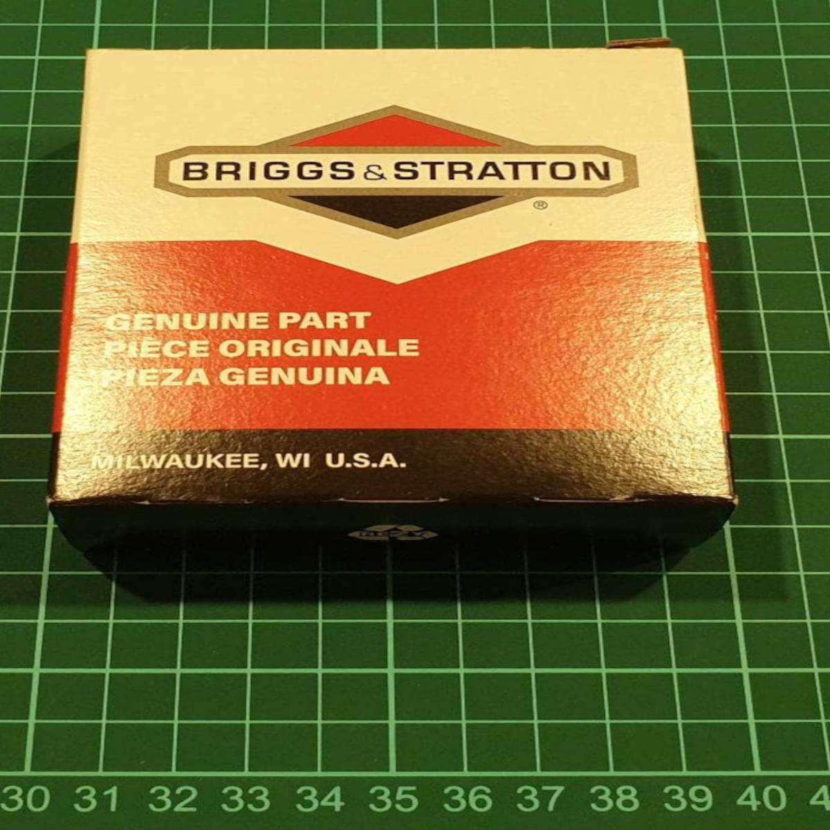 (image for) Briggs & Stratton Genuine Carburettor Overhaul Kit 498116